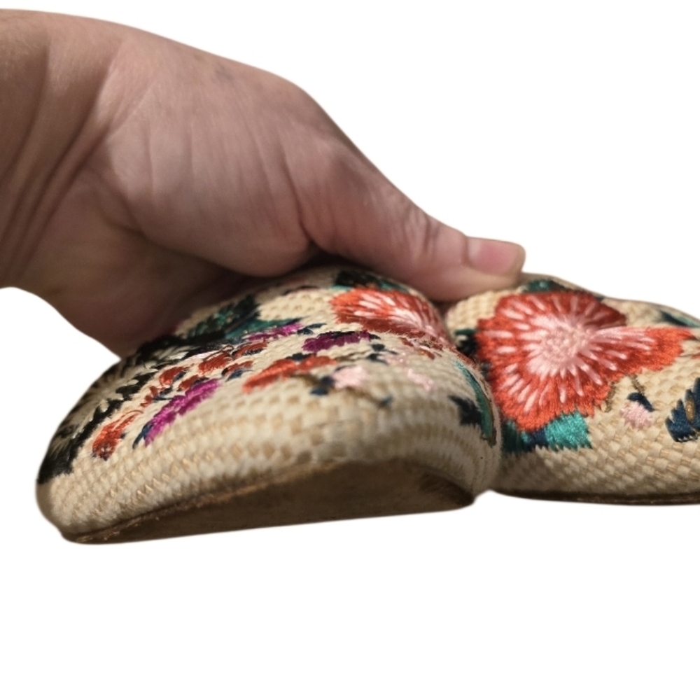 Kate Spade NY Montclair Multicolor Embroidered Mules Size 8 in EUC - Picture 8 of 9